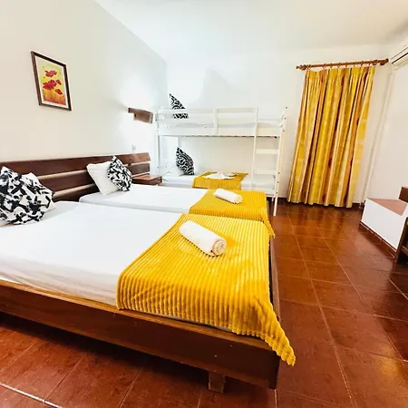 Oura Apartment *